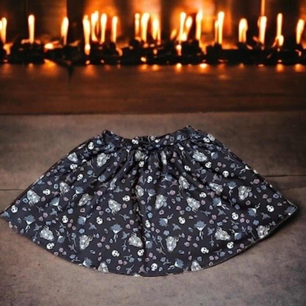 Tim Burton Corpse Bride Black Skirt Size Large Skulls Emily Halloween Whimsygoth